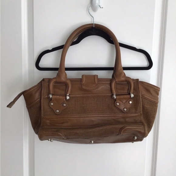 Burberry Quilted Manor Large Tote Bag in Tan Perforated Silver Accents - Picture 7 of 9